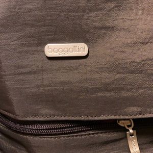 Baggallini crossbody